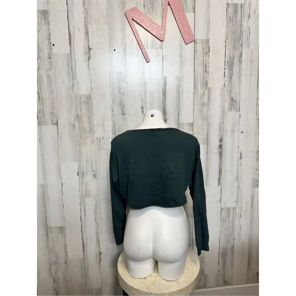 H&M Green cropped sweater size medium